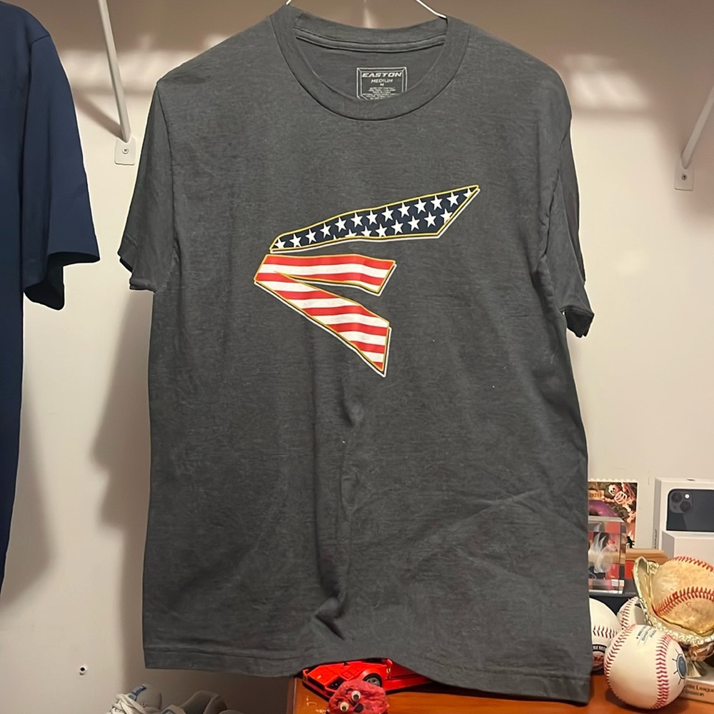 Charcoal Grey Men’s size medium Easton Baseball Shirt